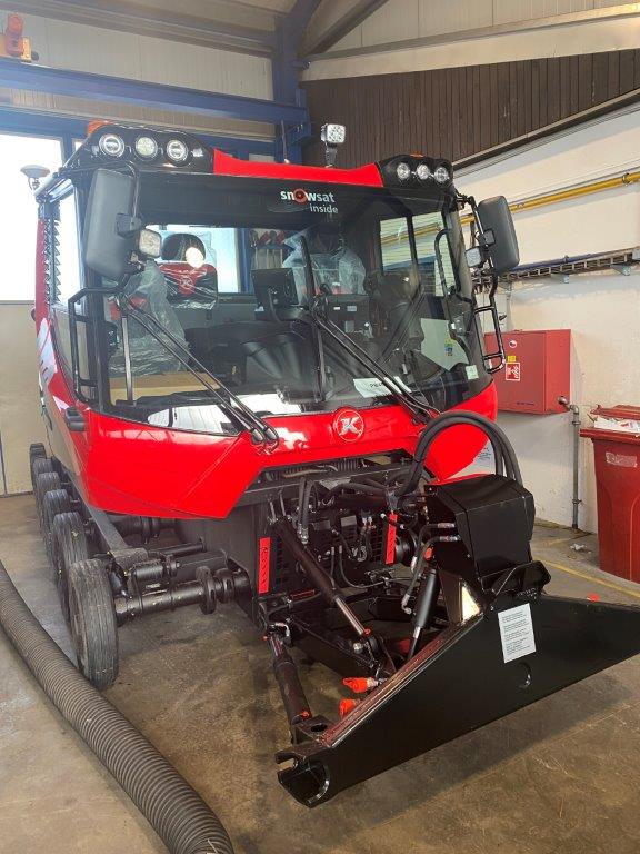 DIKRAM Mladé Buky - PistenBully 400