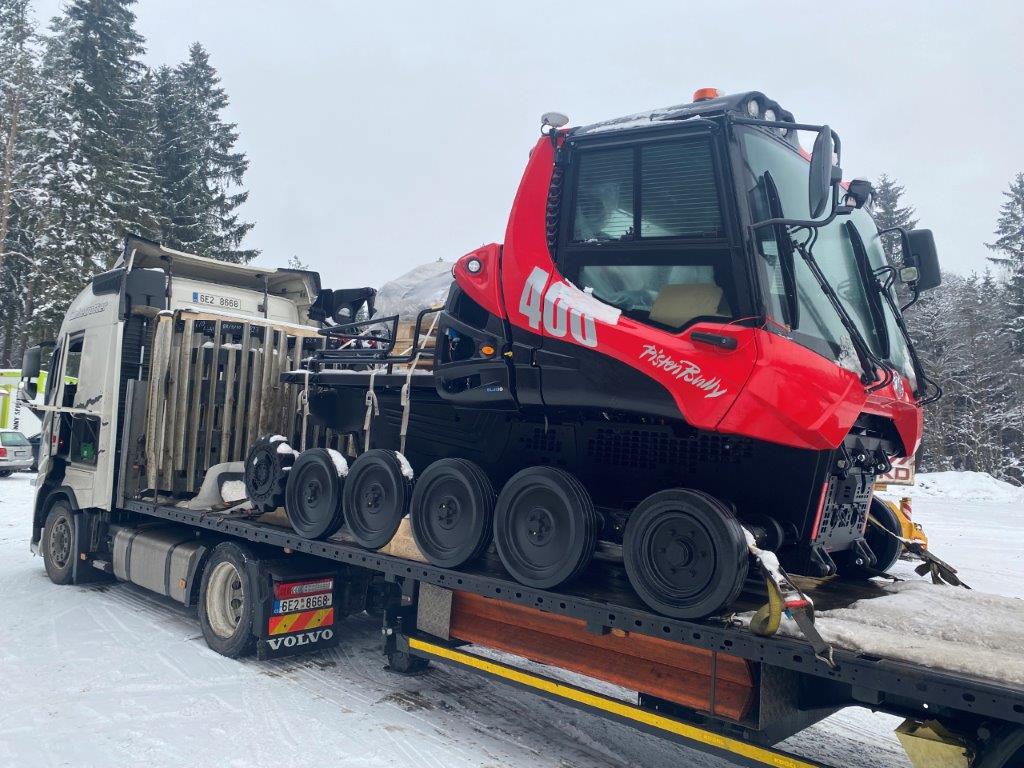 Lipno servis - PistenBully 400