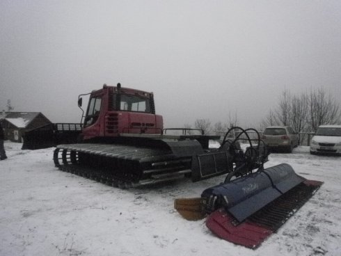 027 PistenBully 200