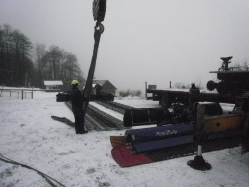 015 skládání stroje PistenBully 200