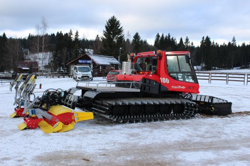 037 PistenBully 100 SCR