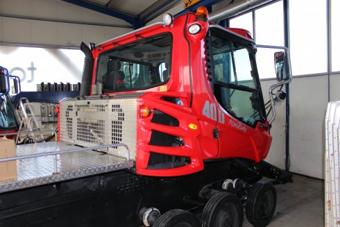 008 PistenBully 400