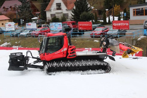 029 PistenBully 400