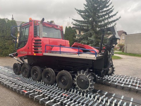 PistenBully 300