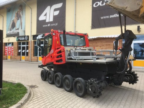 Nový stroj PistenBully 400