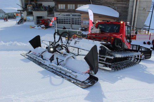 007 PistenBully 600