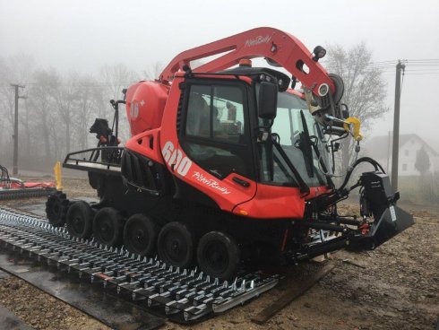 kompletace stroje PistenBully 600 W Polar