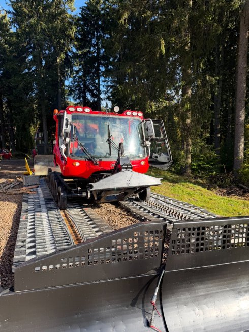 PistenBully 400