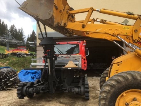 Nový stroj PistenBully 400