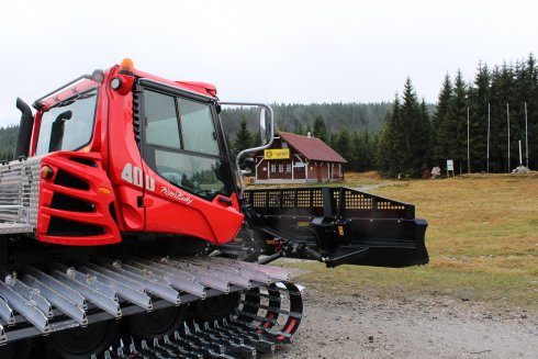 035 PistenBully 400