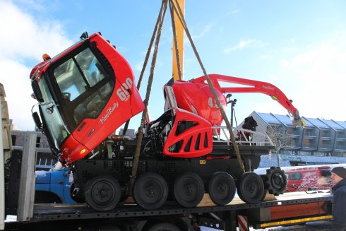 019 Skládání stroje PistenBully 600 W Polar SCR