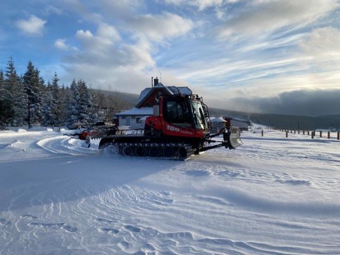 PistenBully 100