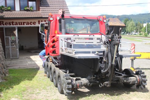 011 PistenBully 400 Park