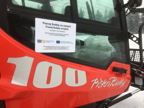 027 PistenBully 100 4F