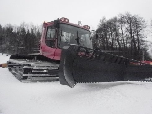 037 PistenBully 200