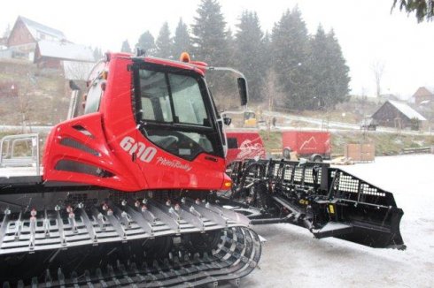 Kabina stroje PistenBully 600 Park SELECT - radlice