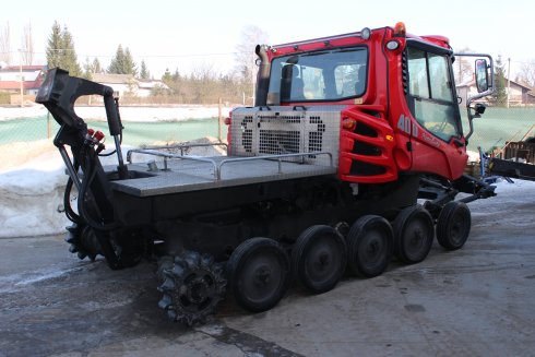 001 PistenBully 400