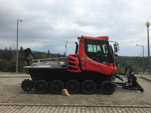 Nový stroj PistenBully 400