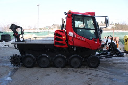 002 PistenBully 400