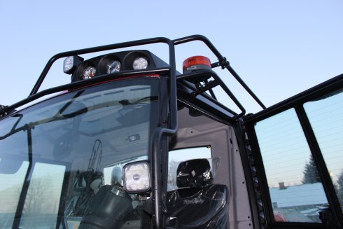 040 PistenBully 100 4F