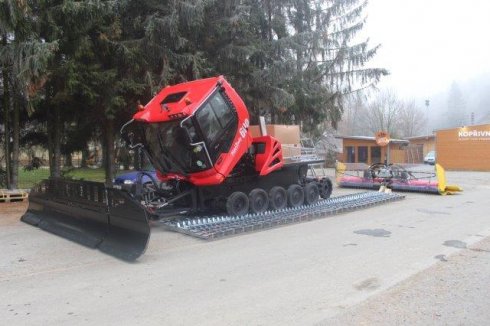 Kompletace stroje PistenBully 600 Park SELECT