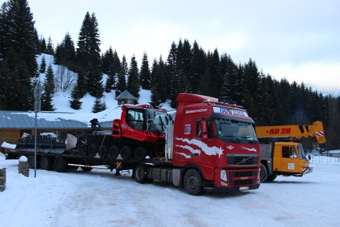 002 skládání stroje PistenBully 400 Park 4F