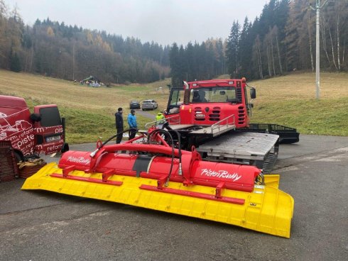 PistenBully 300 W